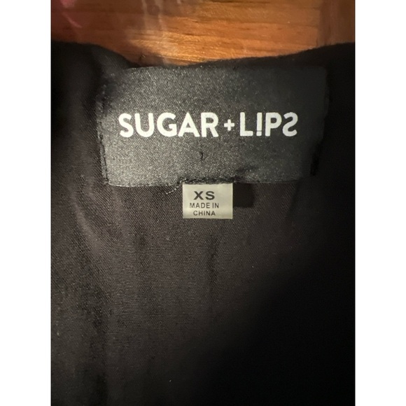 Sugar + lips Black Textured Open Front Jacket - Picture 2 of 3